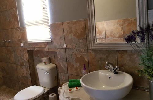 Vredefort Apartment | Riverrun Resort 6-Sleeper River Unit