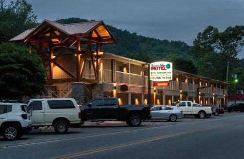 Cherokee Hotel | Rivers Edge Motel