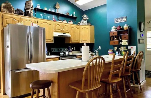 Hayesville Cottage | River’s Edge Retreat: Amazing Views, Screen Porch, Decks, Grill, Fish, One Floor
