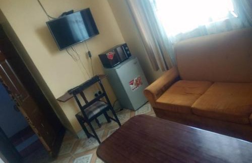 Kisumu House | Riversand Hotel, rooms with lake views,WI FI & balcony