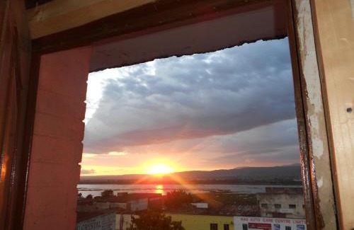 Kisumu House | Riversand Hotel, rooms with lake views,WI FI & balcony