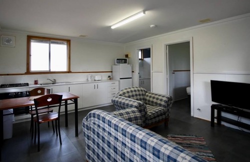 Augusta Cottage | Riverscape Cottage No.4 - Riverscape Cottage No.4 is an easy walk to the Blackwood River