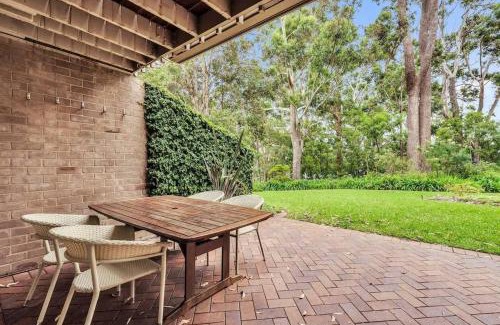 Mollymook House | Riversdale Retreat - w. beach & golf course access