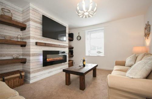 Warkworth Apartment | Rivershield