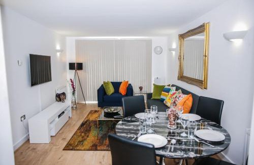 Greenwich Apartment | RIVERSIDE 2 BED APARTMENT