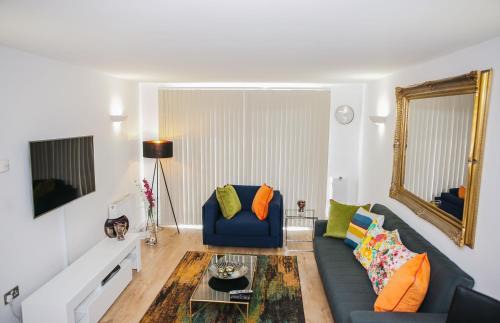 Greenwich Apartment | RIVERSIDE 2 BED APARTMENT