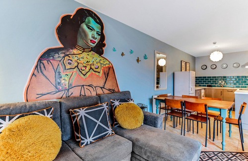 Londonderry Apartment | Riverside Apartment