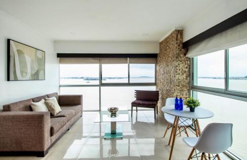Las Penas Apartment | Riverside Bliss Suite- Puerto Santa Ana, GYE
