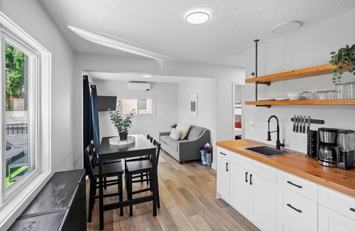 Lake Cowichan House | Riverside by Cowichan Lake Cottages