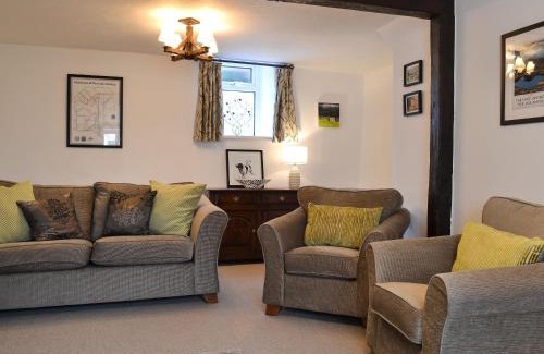 Penny Bridge House | Riverside Cottage