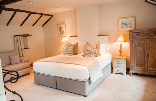 Cockermouth House | Riverside Country House and Cottage