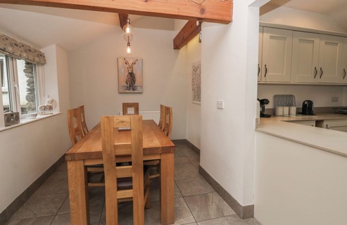 Bretherdale Cottage | RIVERSIDE, family friendly, with hot tub in Kendal