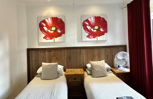 Norwich Bed & Breakfast | Riverside Hotel Bed and Breakfast