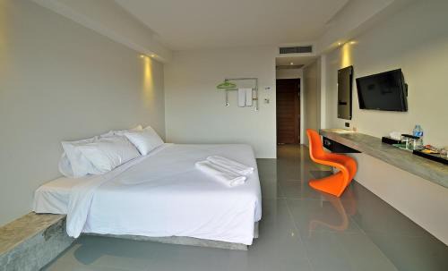 Downtown Krabi Hotel | Riverside Hotel