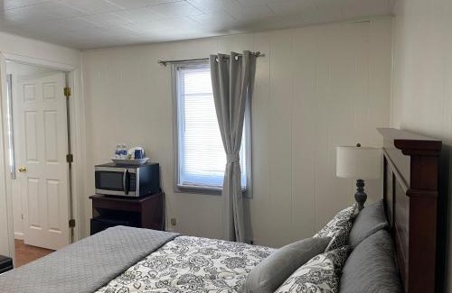 Nenana Hotel | Riverside Hotel