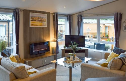 Auchterarder House | Riverside Lodge