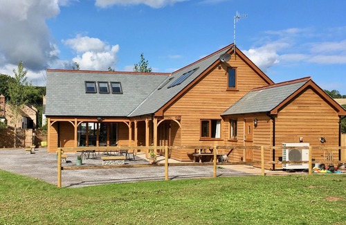 Old Cleeve Cottage | Riverside Lodge