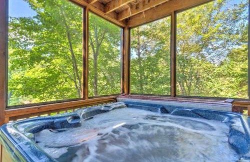 Ellijay House | Riverside Lodge on the River