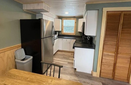 Greenville Junction Apartment | Riverside Lodge *West Outlet* (Close to Moosehead)