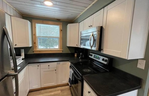 Greenville Junction Apartment | Riverside Lodge *West Outlet* (Close to Moosehead)