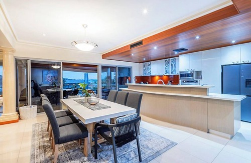 Bicton House | Riverside Luxury Residence - Executive Escapes