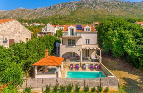 Mokosica Villa | Riverside Place