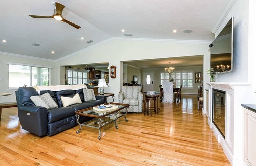 Van Valzah House | Riverside Retreat- 3/3 with pool, dock, grill 2 block walk to the beach!