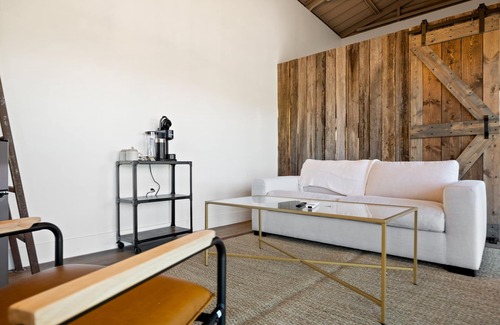 Springerville Cabin | Riverside Suite Casita 4