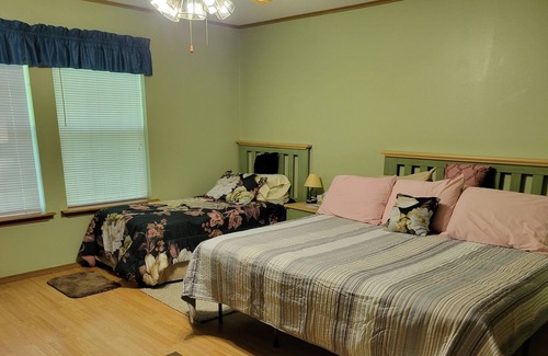Lakeview House | Riverside Vacation Home WHITE RIVER! by BULL SHOALS DAM & LAKE!