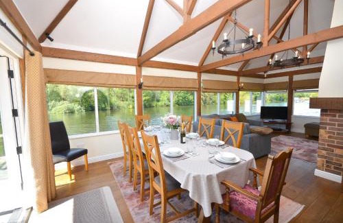 Horning House | Riversmead Cottage in the center of the village of Horning on the Norfolk Broads