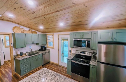 Cleveland House | Riversong Cabin