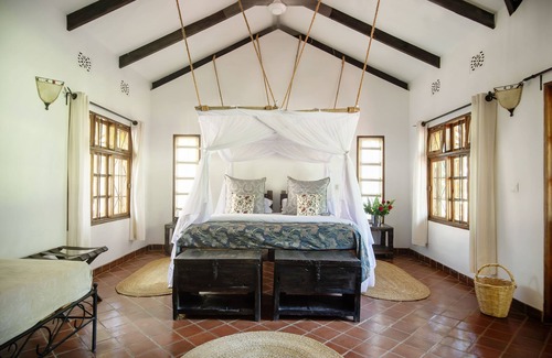 Arusha Cabin | Rivertrees Country Inn