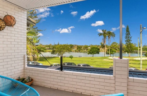 Brunswick Heads Apartment | RIVERVIEW APARTMENT- RIGHT IN TOWN