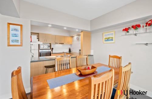 Iluka House | Riverview Apartment 1.3