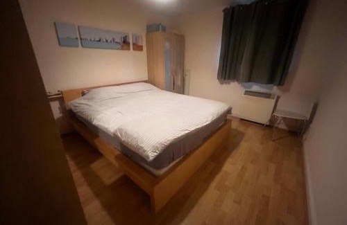 Deptford Apartment | Riverview Apartment