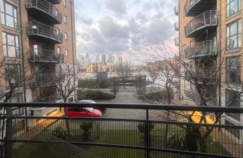 Deptford Apartment | Riverview Apartment