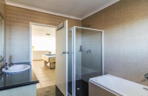 Berea House | Riverview Beach House