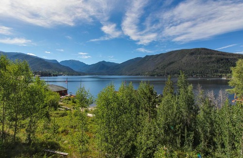 Grand Lake Hotel | Riverview Condo #2