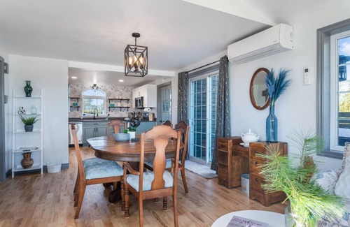 Saint Louis de Kent Other | Riverview, King bed main floor, 4 bedroom, 2 bathroom Farmhouse