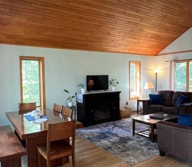 Iron River House | Riverview Ridge on the Iron River