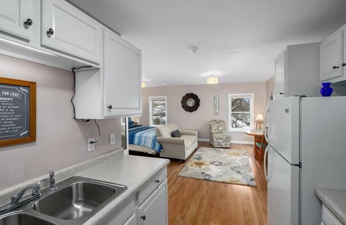 Saugatuck Apartment | Riverview - Studio Apartment, Sleeps 2