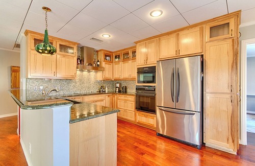 Main - Military Plaza House | RiverWalk Plaza - Apartment Suite