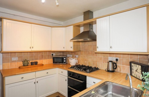 Dwygyfylchi Cottage | RIVERWASH COTTAGE, pet friendly, with open fire in Dwygyfylchi