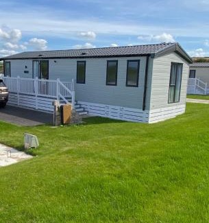Newquay House | Riverwood Lodge