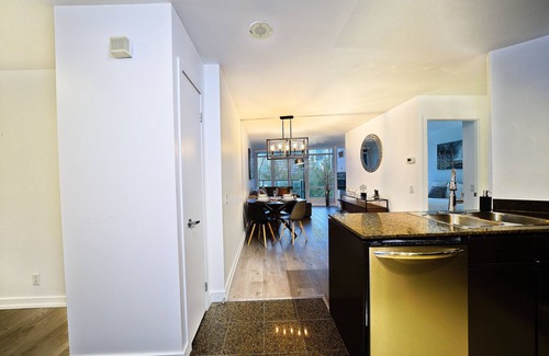 CityPlace Apartment | RivetStays - The Parade 2