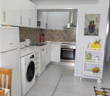 Praia da Vitoria Apartment | Riviera Beach B