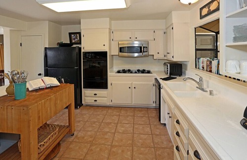 Riviera House | Riviera Canyon - Views and Romance on the Upper Riviera