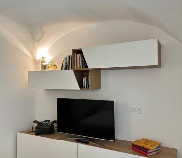 Antibes Old Town House | Riviera Cottage