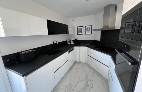 Cannes City Centre Apartment | Riviera Eden Palace