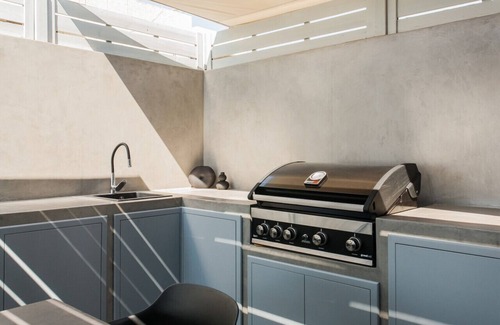 Vouliagmeni Apartment | Riviera Luxury Penthouse by the Beach